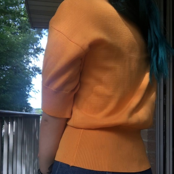 Vintage orange short sleeve sweater 🍊 - Picture 3 of 3